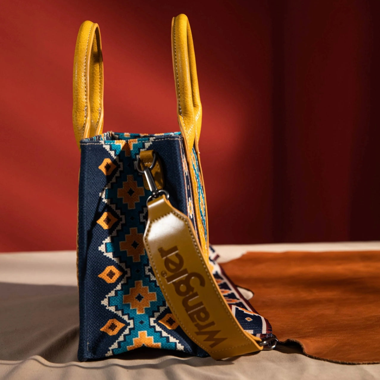 Wrangler Aztec Small Canvas Tote (Mustard)