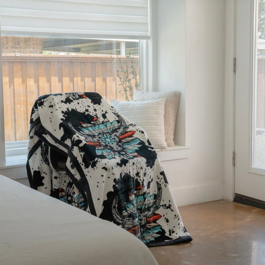 Cowhide Skull Throw